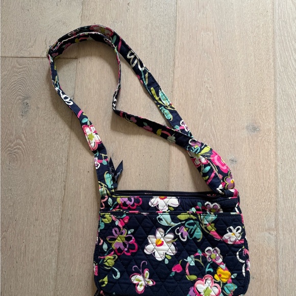 Vera Bradley Crossbody Bag - Picture 6 of 7
